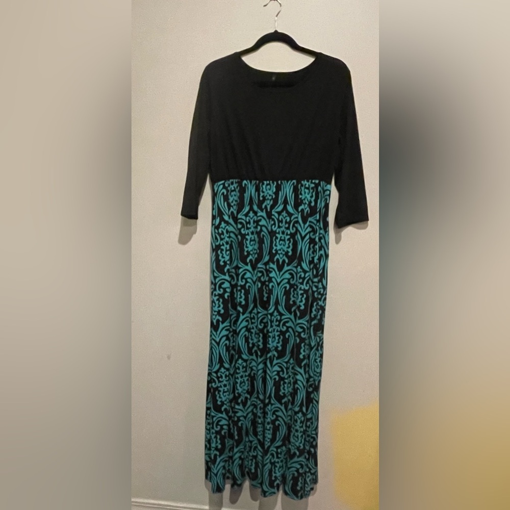 Chic Black and Teal Long Sleeve Dress